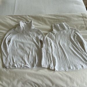 Carter’s white 3T turtleneck - set of two
